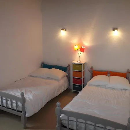 Maison De Caractere Renovee, Au Calme, Proche Salers, Avec Jardin Et Activites De Plein-air - Fr-1-742-441 Сasa de vacaciones