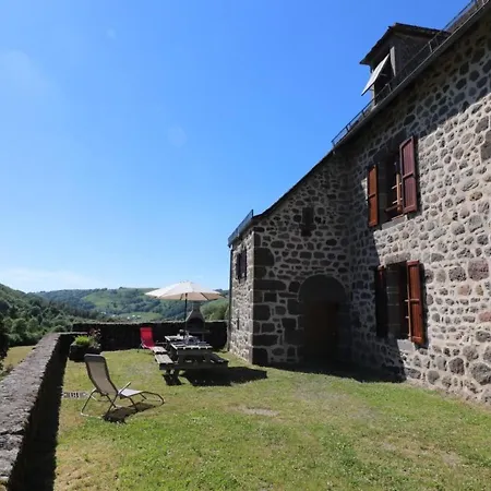 Maison De Caractere Renovee, Au Calme, Proche Salers, Avec Jardin Et Activites De Plein-air - Fr-1-742-441 * Saint-Martin-Valmeroux